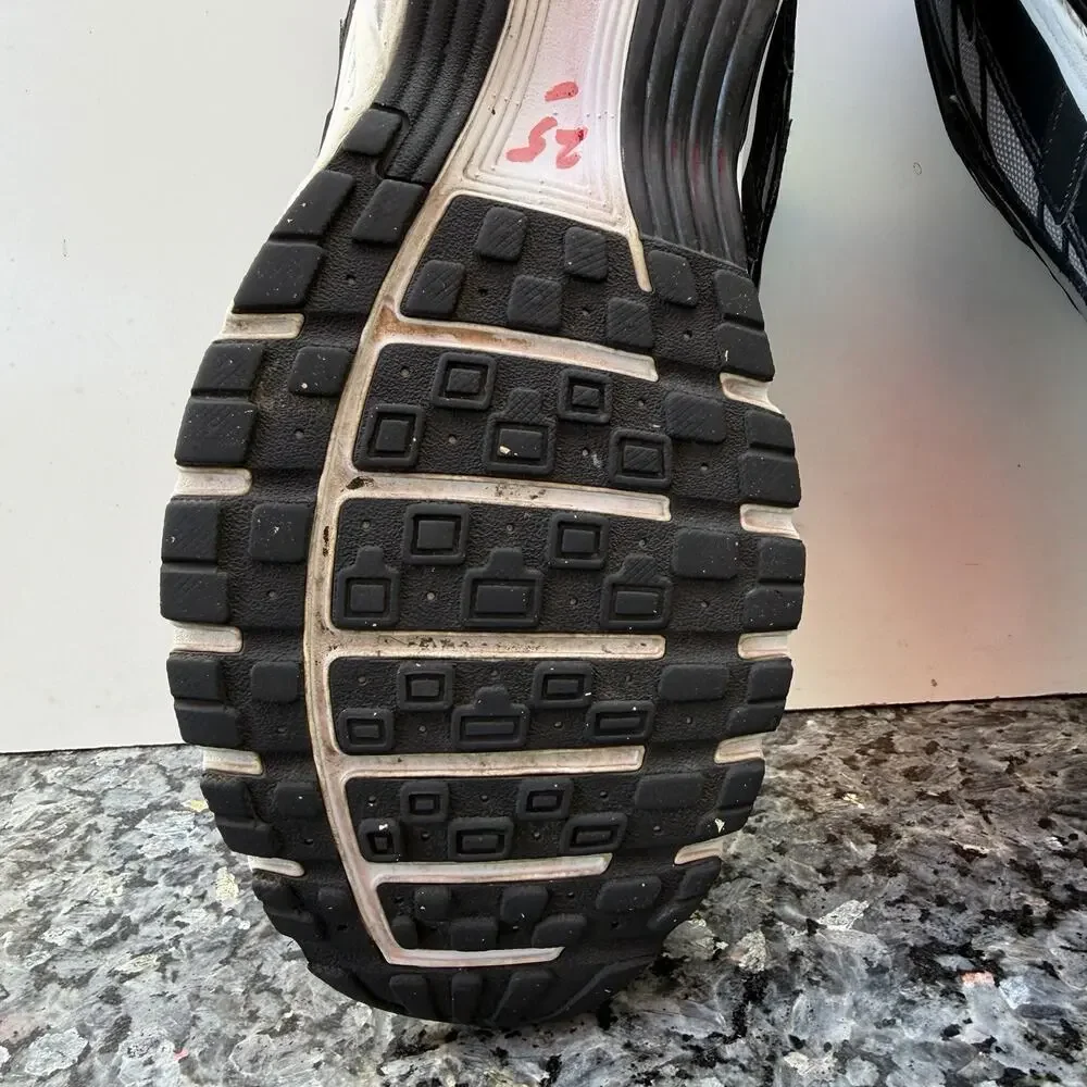 Nike P-6000 Black Iron Grey White Retro Running Shoes CD6404-003 Mens Size 12